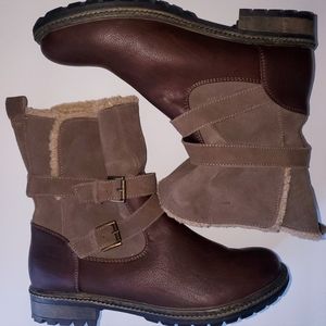 American Eagle ankle boots